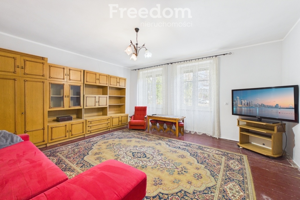 Elbląg FREEDOM NIERUCHOMOŚCISprzedam dom - Młynary, Kościelna. Dom z potencjałem w spokojnej okolicy –