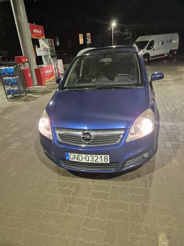 Elbląg Opel zafira. 1.8.Benzyna / gaz. 2006r. 252tyś przebieg. Po wymianie rozrządu, głowicy, sprzęgła, skrzyni