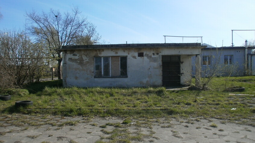 Elbląg Sprzedam lokal użytkowy o powierzchni 154 m2 w Elblągu. Działka o powierzchni 440 m2 Dogodna lokalizacja -