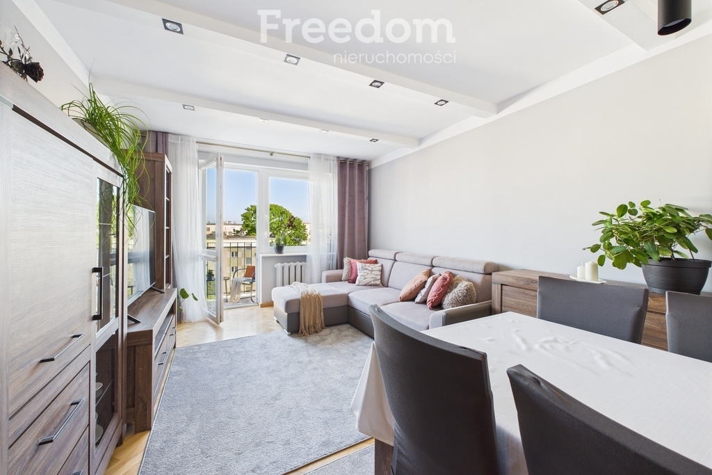 Elbląg FREEDOM NIERUCHOMOŚCISprzedam mieszkanie - Morąg, Kujawska. Na sprzedaż przestronne mieszkanie o