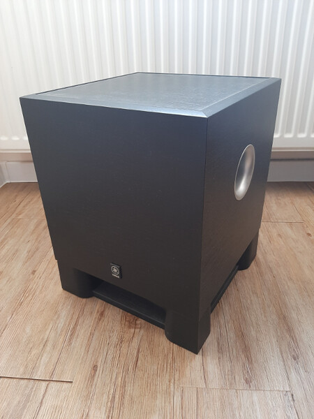 Elbląg Sprzedam używany subwoofer aktywny Yamaha YST-SW030 mało używany stan b. dobry