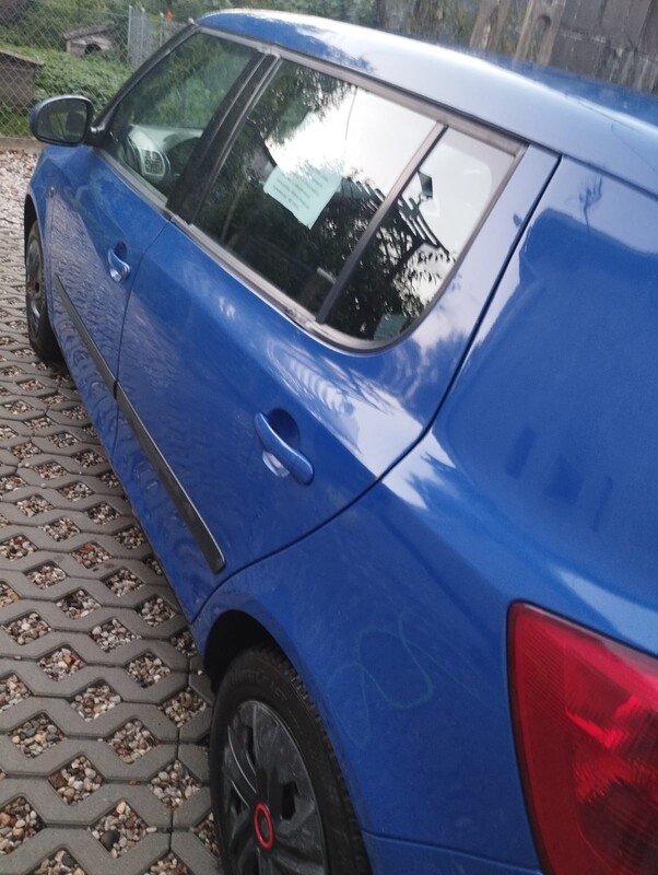 Elbląg Sprzedam Skoda Fabia 1,4 rok 2008.Cena:5800zł do negocjacji. Benzyna+gaz( instalacja gazowa do lekkiej naprawy)