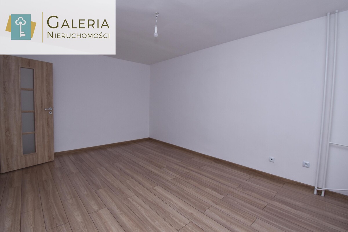 Elbląg GALERIA NIERUCHOMOŚCIZ pasji i miłości do nieruchomościNa sprzedaż: 2 pokoje z balkonem, I piętro ul.