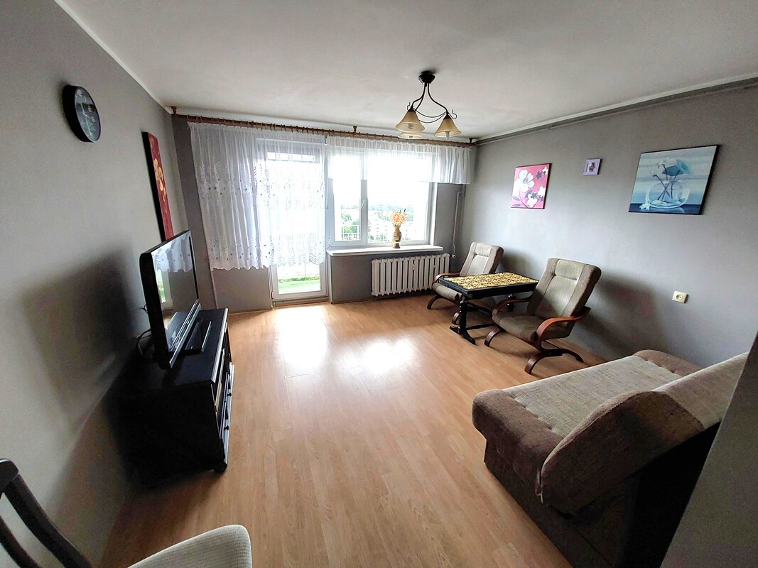 Elbląg Mieszkanie 2 pokojowe 47 m2 w świetnej lokalizacji w centrum Elbląga* duży salon* balkon* oddzielna kuchnia*