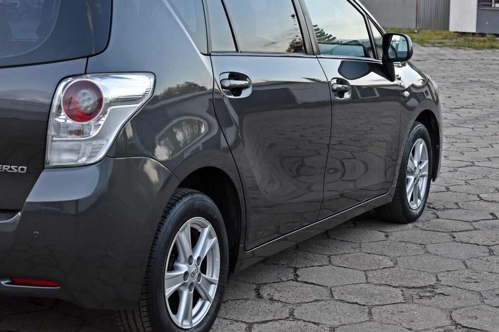 Elbląg . TOYOTA VERSO II 2009 ROKWersja 7-osóbSkrzynia manualna 6 biegówSalon PolskaSilnik 2.0 na łańcuszku rozrząduAuto