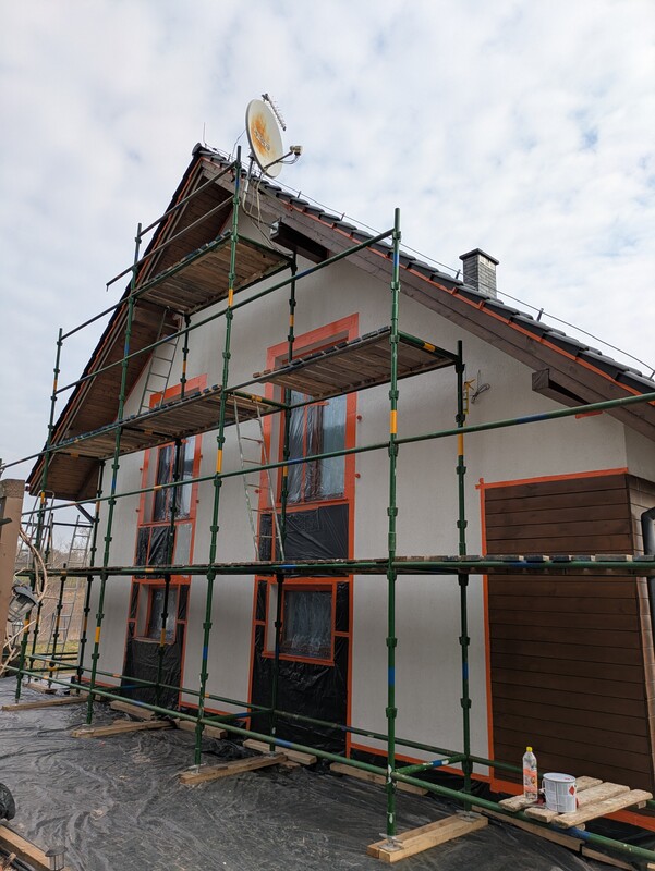 Elbląg Malowanie mycie i renowacja elewacji i ogrodzeń.