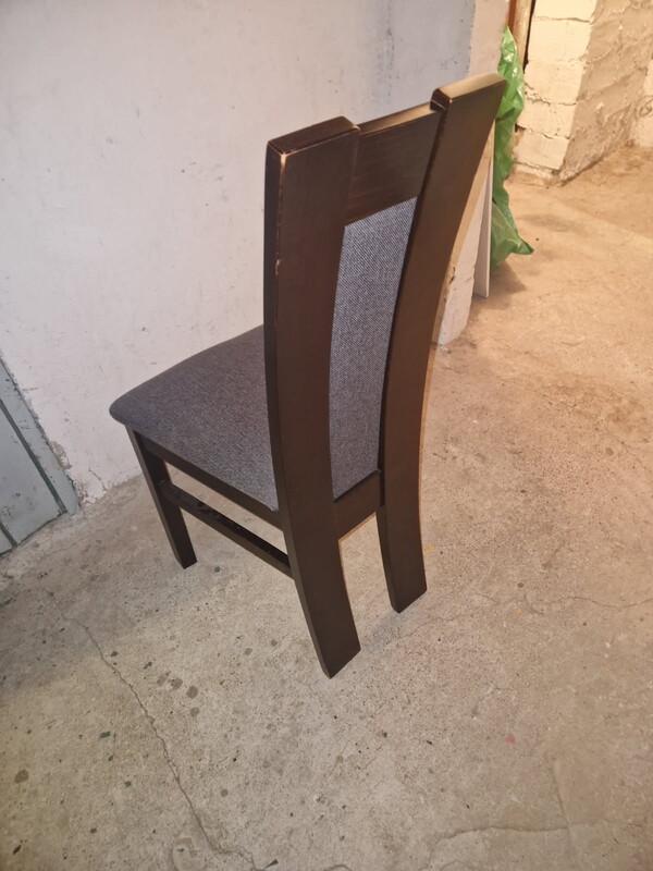 Elbląg Krzesla drewniane sprzedam