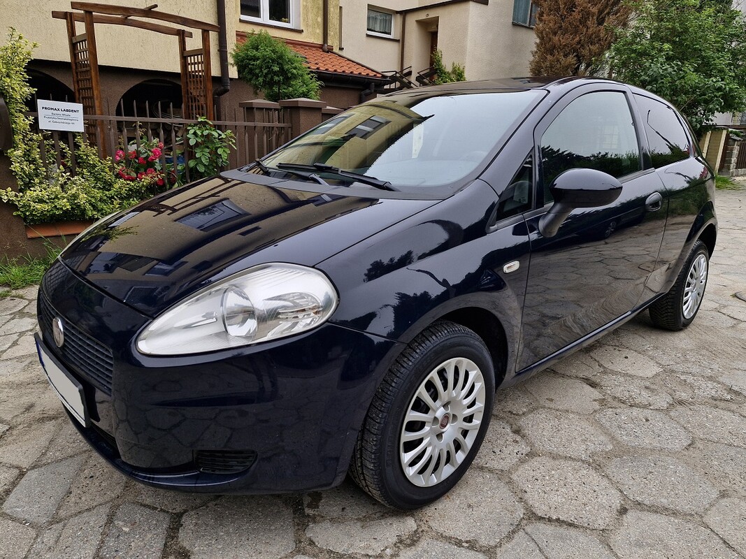 Elbląg Fiat Grande Punto1.3 DieselModel 2012KlimatyzacjaKupiony w Polskim Salonie