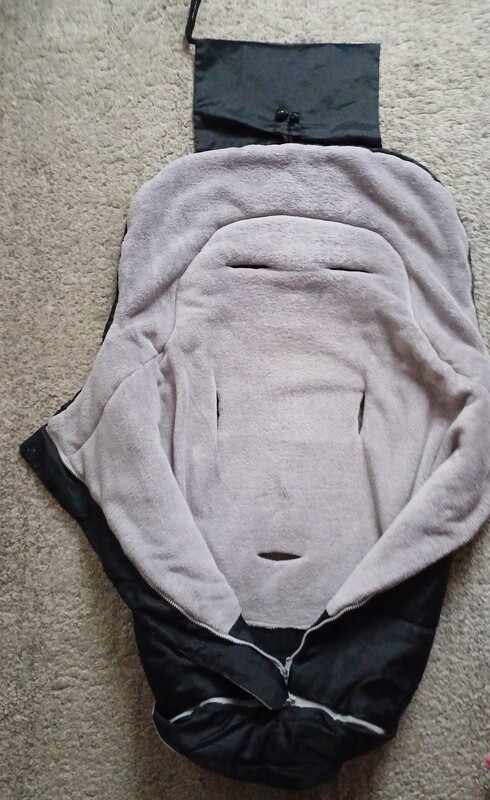 Elbląg Śpiwór do wózka czarno szary, stan bdb.