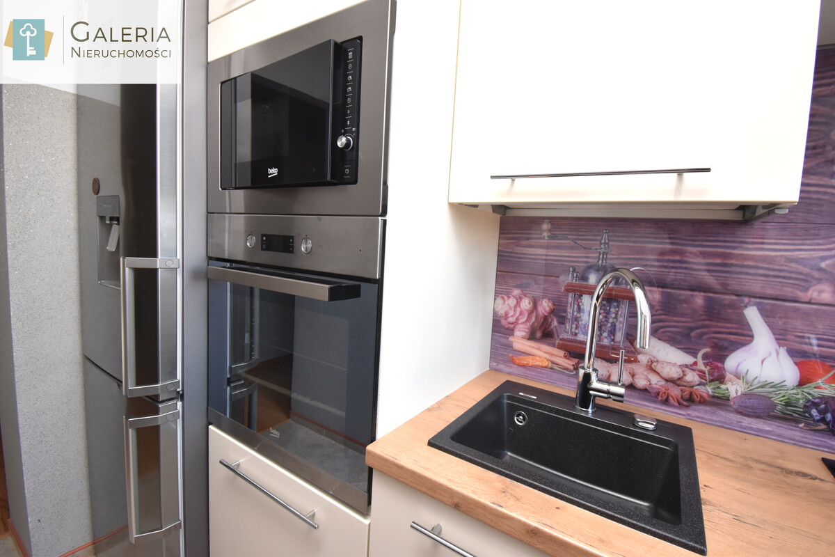 Elbląg GALERIA NIERUCHOMOŚCIZ pasji i miłości do nieruchomościNa sprzedaż: 3 pokojowe mieszkanie- świetny układ