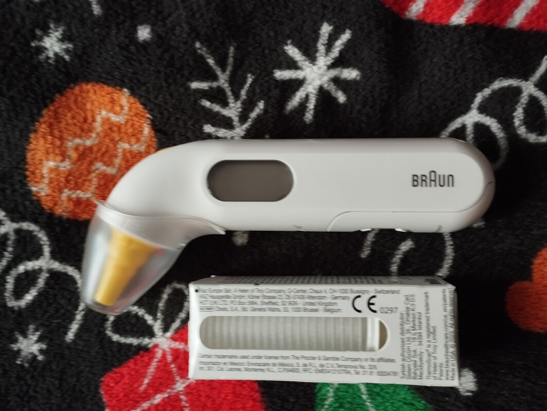 Elbląg Witam sprzedam termometr BRAUNA do uszu z wkładkami nowy z Baterią w środku. Polecam.