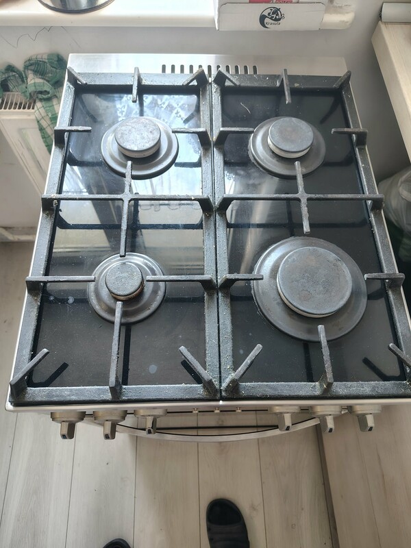 Elbląg Sprzedam kuchenke gazowo-elektryczna firmy Amica, kuchenka jest w stanie dobrym, podana cena do negocjacji