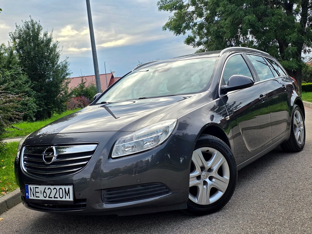 Elbląg Opel Insignia 1.8 Benz 140kmNavi czujniki parkowania alufelgiZAREJESTROWANY200tys. km - Serwisowany ASO