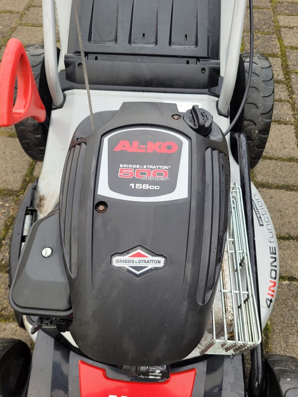 Elbląg Używana duża kosiarka spalinowa firmy AL-KO serii 500 model 470B napędzana niezawodnym silnikiem Briggs &