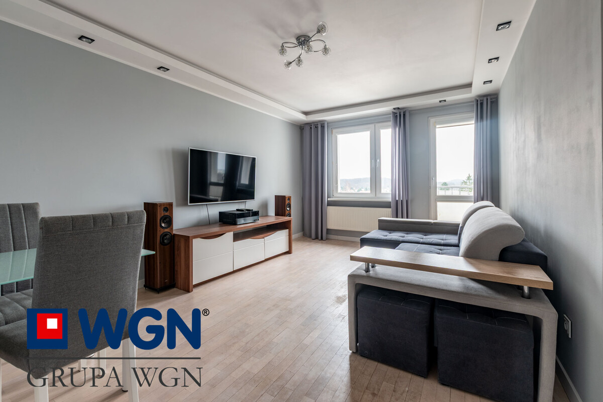 Elbląg ELBLĄG, WYNAJEM, ULICA KRÓLEWIECKA, 3 POKOJE, 60 m2,BALKON, PIWNICA, MEDIA Z MIASTA. WGN - NIERUCHOMOŚCI z