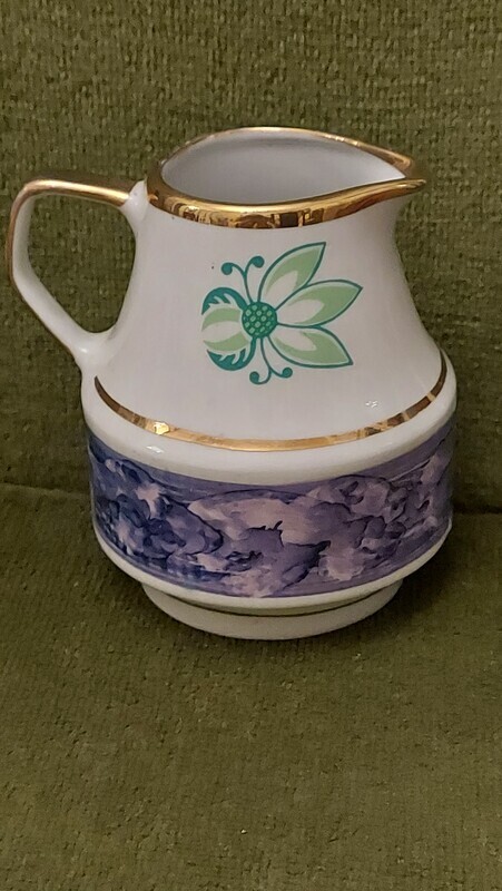 Elbląg CHODZIEZ Porcelanowy dzbanek stan bardzo dobry, sygnowany