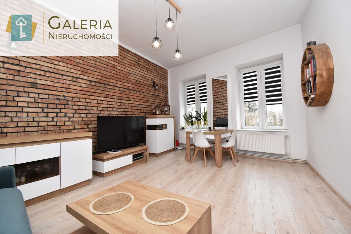 Elbląg GALERIA NIERUCHOMOŚCIZ pasji i miłości do nieruchomościNa sprzedaż: Mieszkanie z potencjałem na lokal