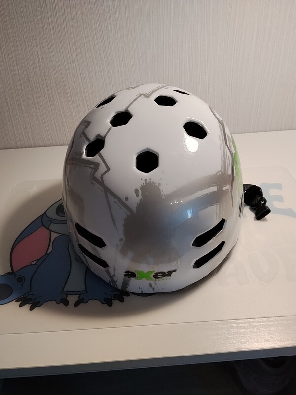 Elbląg SPRZEDAM KASK REGULOWANY FIRMY AXER ROZMIAR M-L(53-59cm. ). ODBIÓR OSOBISTY.