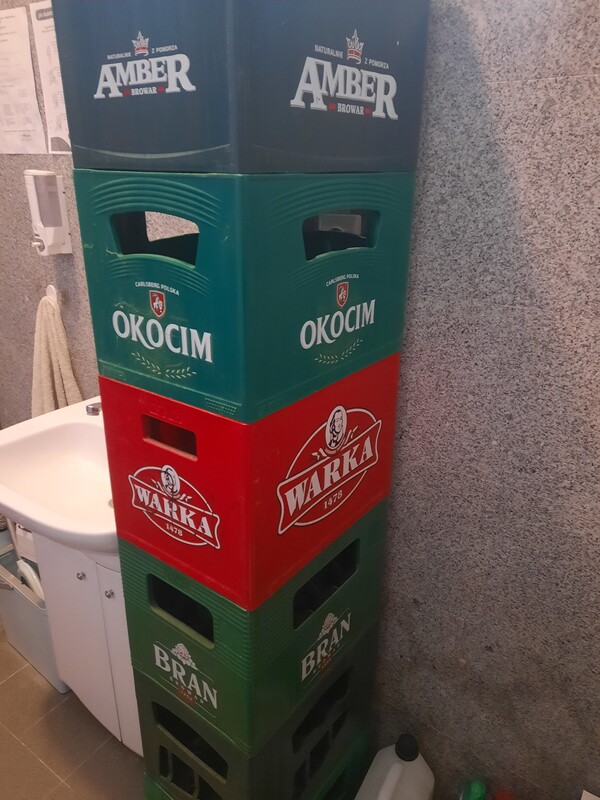 Elbląg Ktoś chętny na skrzynki po piwie.5 zł za szt. mam 17 szt