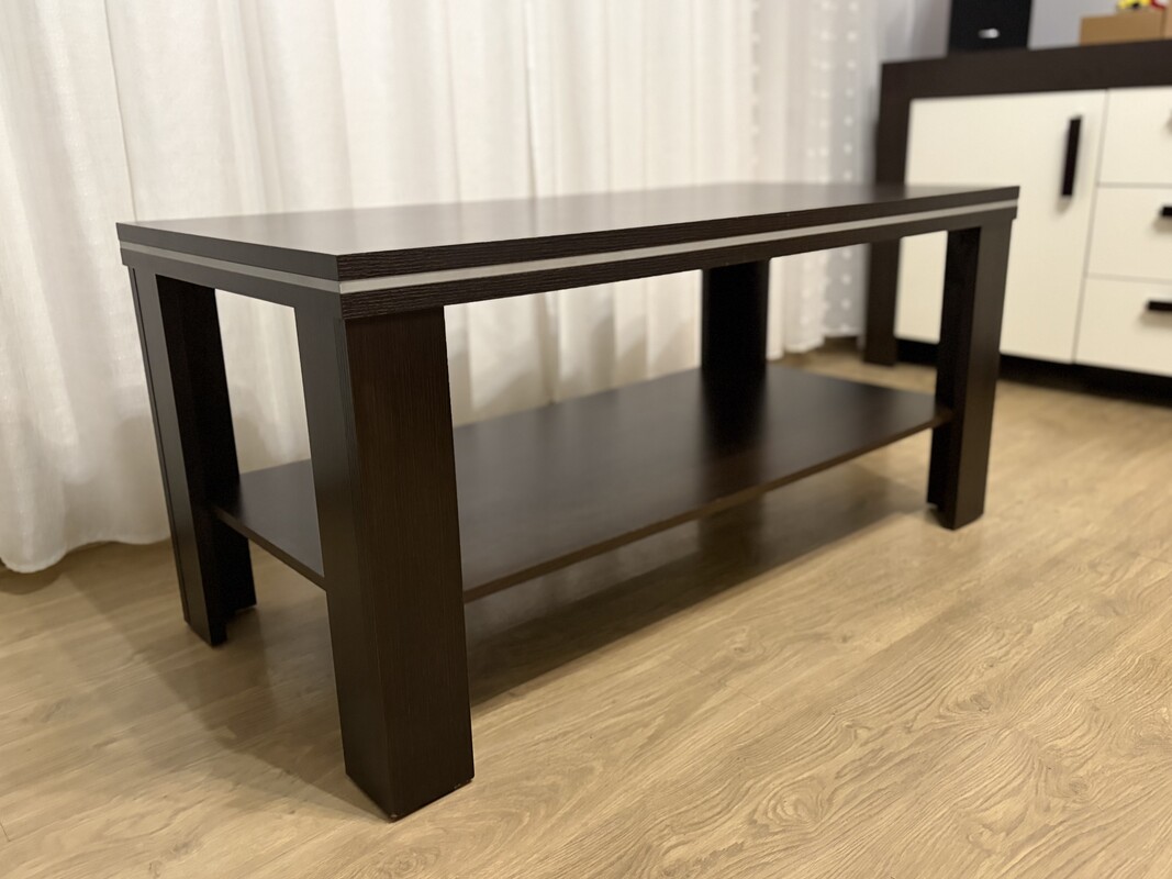 Elbląg Ława stolik kawowy – elegancka, stabilna, jak nowa!
Sprzedam solidną i nowoczesną ławę w kolorze ciemnego