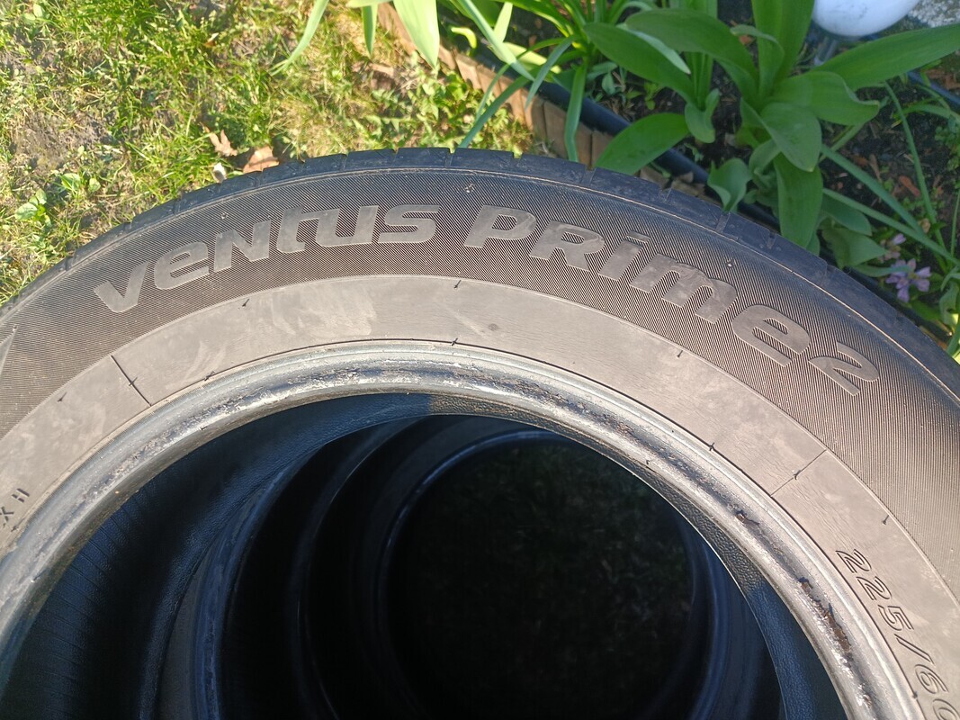 Elbląg Witam 
Mam do sprzedania letnie używane opony Hankook Ventus Prime 2 225x60 R17 99H, myślę że w stanie dobrym.