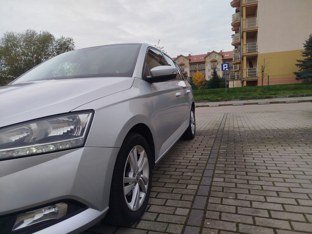 Elbląg Witam
Posiadam na sprzedaż bardzo ładną Skodę Fabię III Ambition, bezwypadkową w oryginalnym lakierze. Auto w