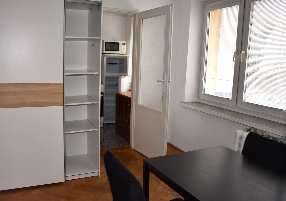 Elbląg ATUT NIERUCHOMOŚCI POLECA: ŚWIĄTECZNA PROMOCJA Trzy pokojowe mieszkanie w bloku na wysokim