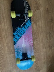 Elbląg Sprzedam deskorolka, ktora jest w bardzo dobrym stanie kilka razy użyta.
Polecam