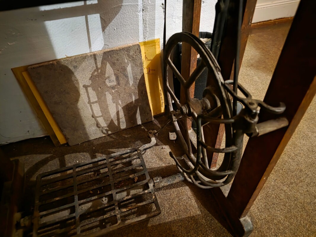 Elbląg Sprzedam maszynę. Sprawna, szyję.