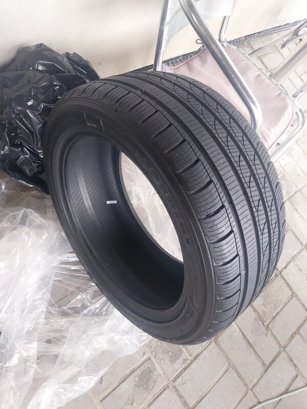 Elbląg Sprzedam opony zimowe
IMPERIAL SNOWDRAGON 3
235/45/R17
ROK PRODUKCJI 2024
UZYWANE JEDEN SEZON