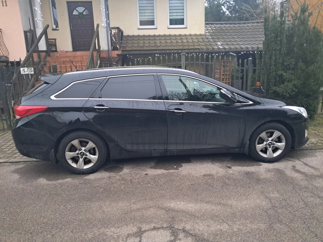 Elbląg Sprzedam Hyundai i40 Kombi 1,7CRDI z 09.2013 salon polska, sprawny użytkowany na bieżąco.