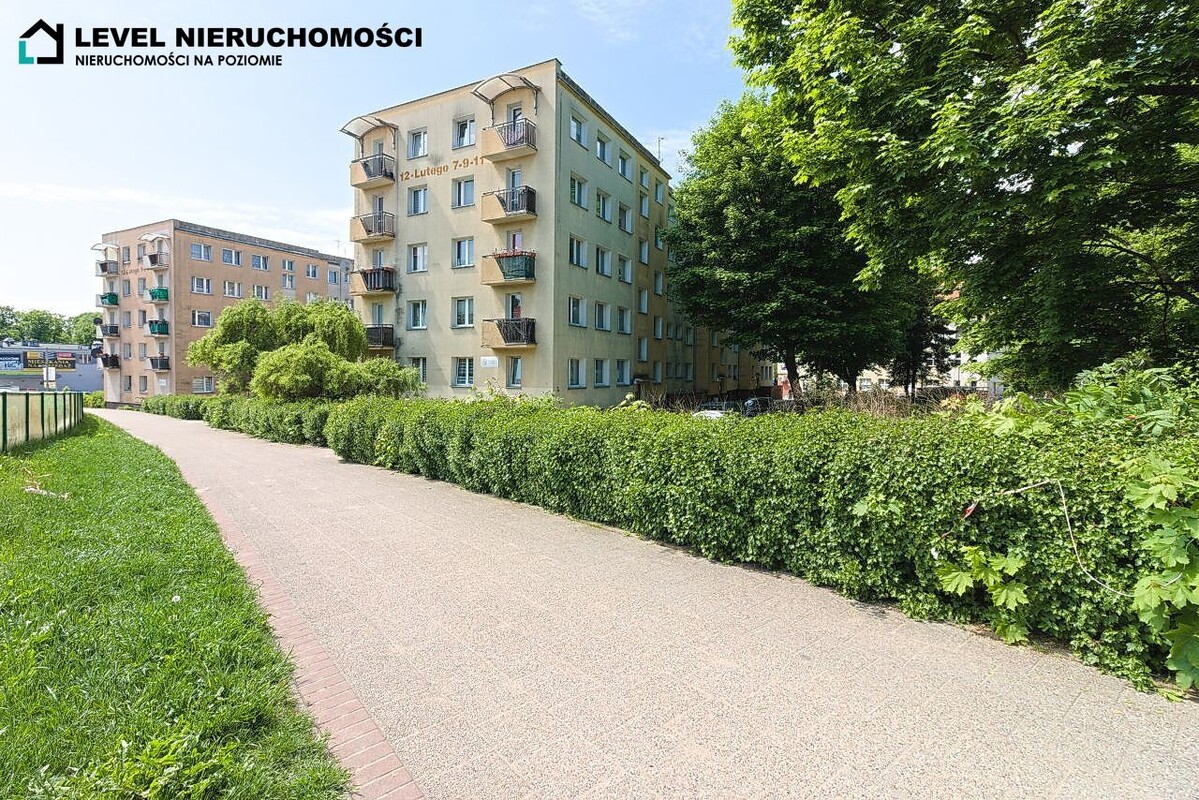 Elbląg LEVEL NIERUCHOMOŚCITrzypokojowe mieszkanie z balkonemul.12go LutegoNIERUCHOMOŚCI NA POZIOMIE