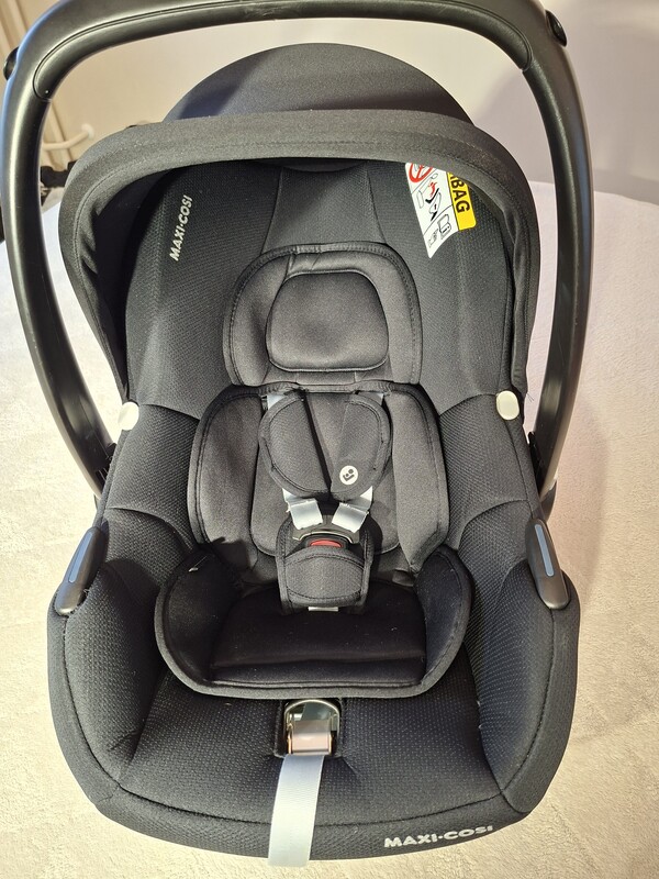 Elbląg Witam, sprzedam Nosidełko/fotelik Maxi-Cosi Cabriofix i-Size po jednym dziecku wyprodukowany 06.2024,Używamy