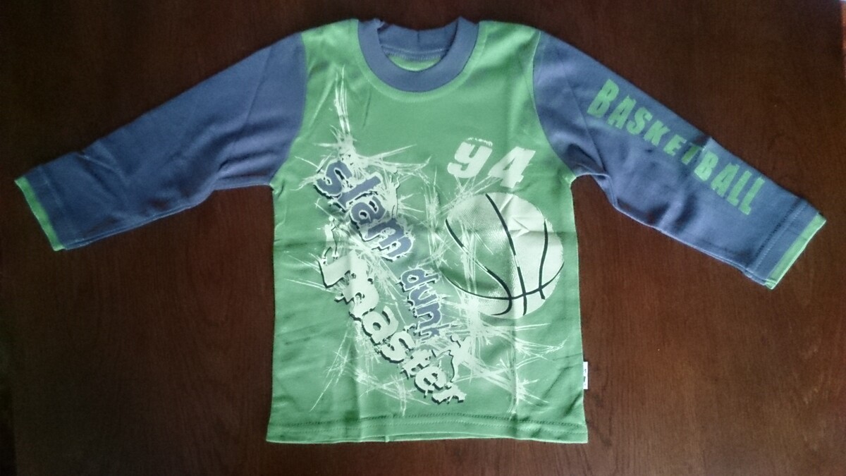 Elbląg Sprzedam nową bluzkę rozm. 98 dla chłopca 3-4 lata, idealna na nadchodzący okres. Produkt polski. Do bluzki