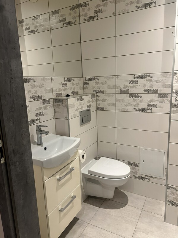 Elbląg WYNAJMĘ KAWALERKĘ - 1300 ZŁUL. TRYBUNALSKA ELBLĄG