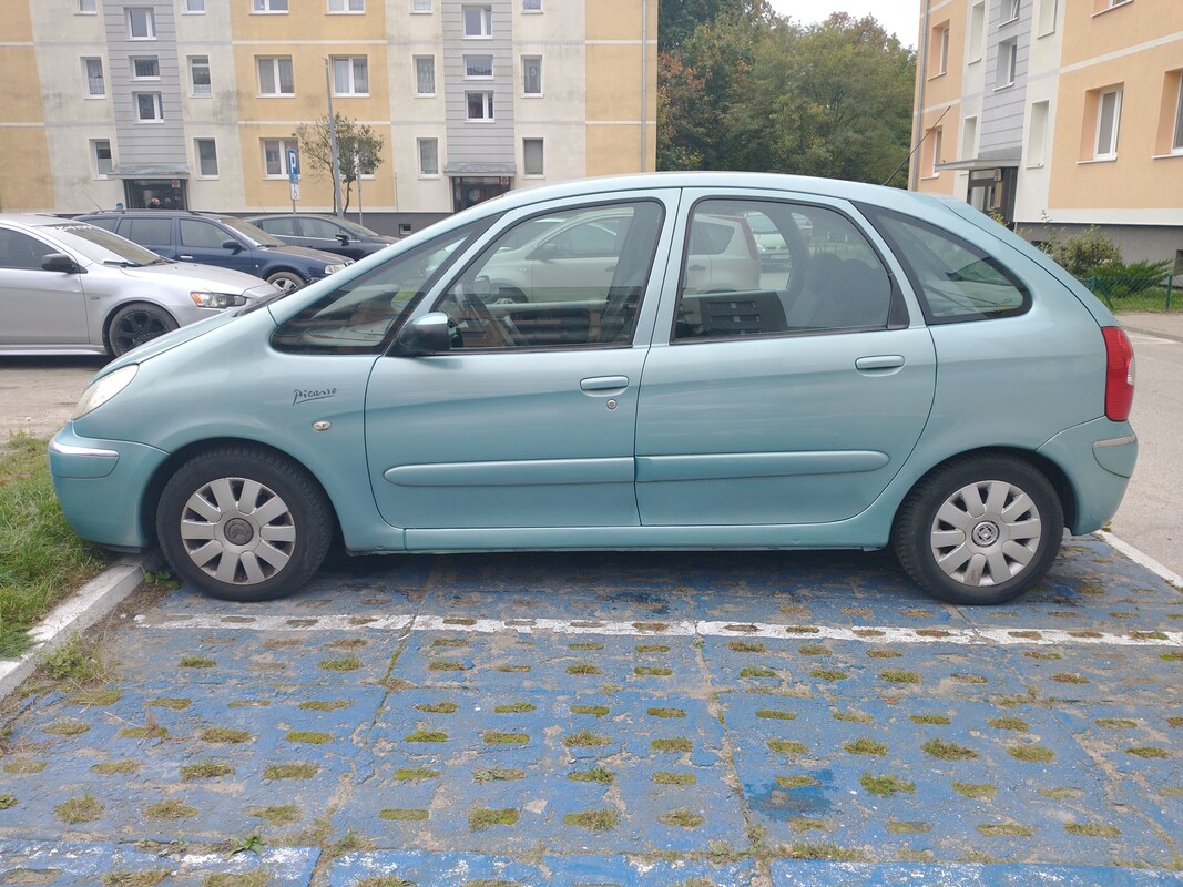 Elbląg Sprzedam za 5500 zł. cena do negocjacji. Citroë n Xsara Picasso w wersji wyposażenia Exclusive z rocznika