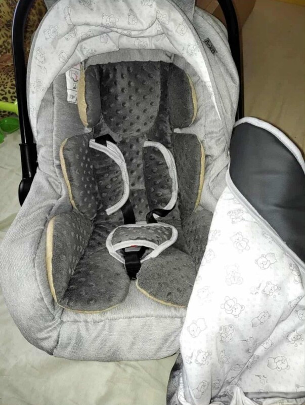 Elbląg Sprzedam wózek 3w1 ( Gondola, Spacerówka, nosidełko z adapterami, folia, torba oraz wszystkie nakrycia na