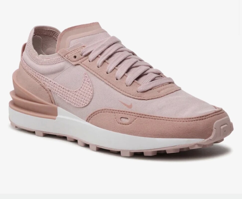 Elbląg Buty Nike r.37,5- dwie pary. buty noszone kilka razy. Normalne ślady użytkowania. Cena za obie pary.