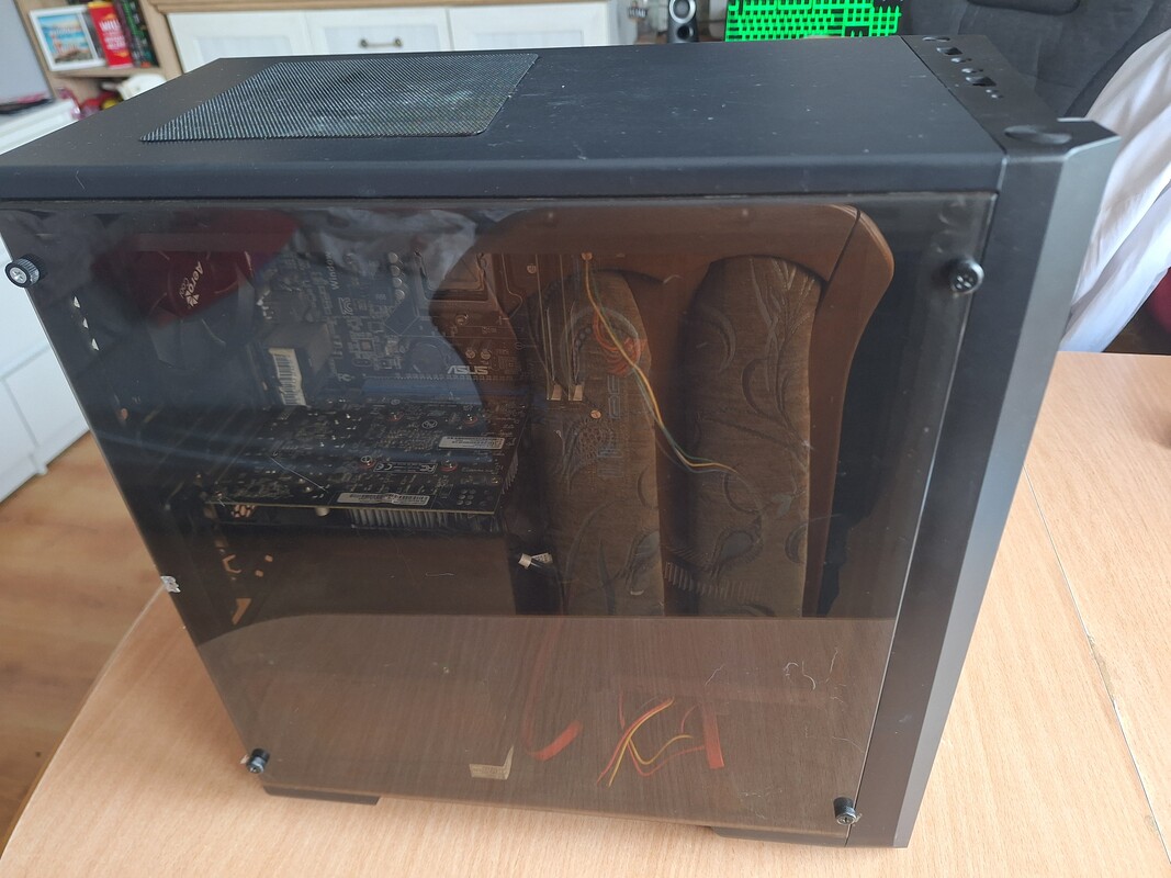 Elbląg Oddam PC za kawe 2x 8gb ram ddr3 procek i5 wady takie ze przy procku sa powyginane piny i uchyt do chlodzenia
