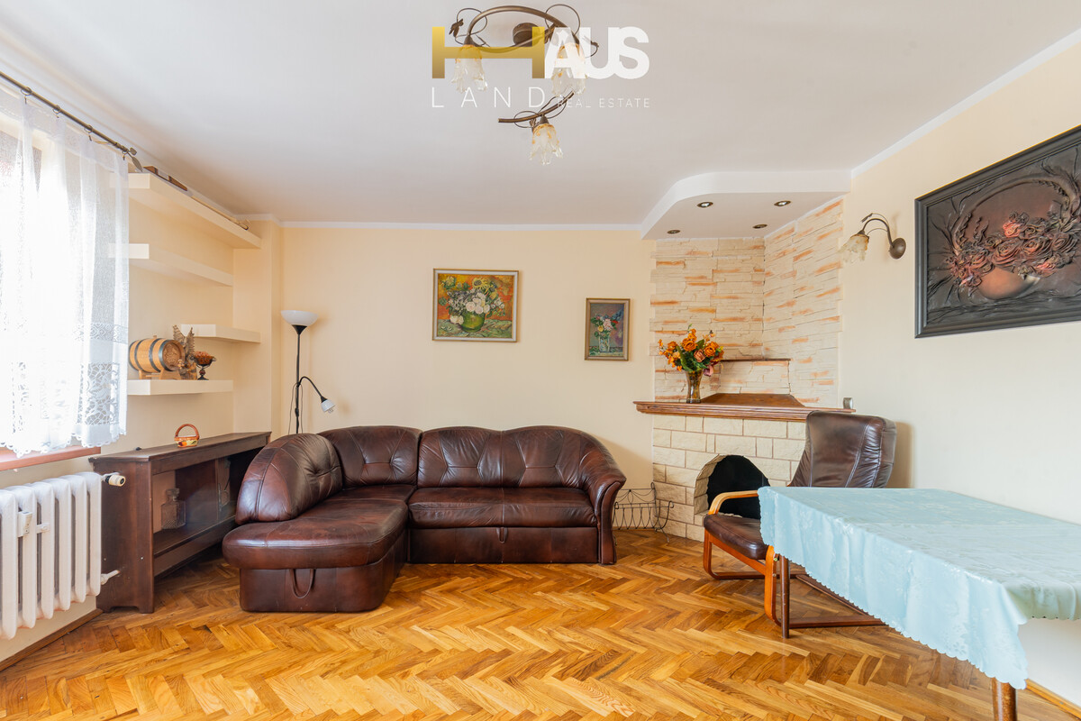 Elbląg ELBLĄG, UL. KOMEŃSKIEGOPOWIERZCHNIA 67,40 M23 POKOJE, OSOBNA KUCHNIA BALKON, PIWNICAMOŻLIWE 4 POKOJE MEDIA Z