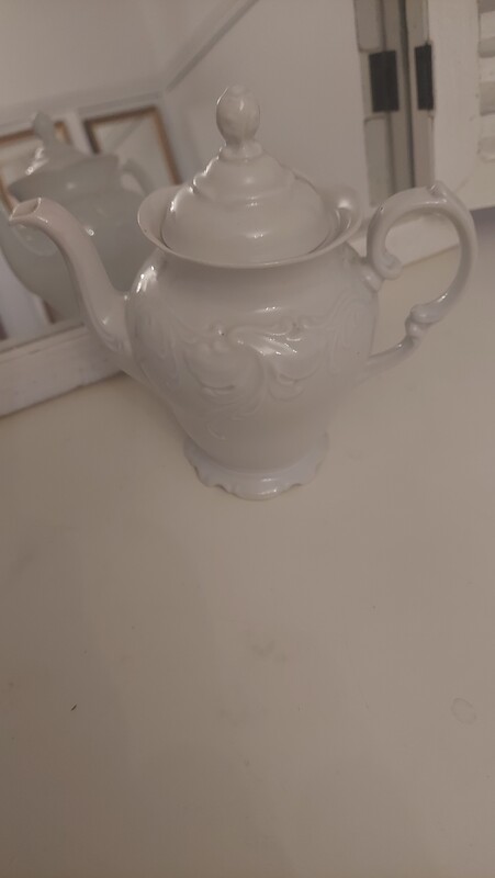 Elbląg Dzbanek porcelanowy sygnowany. WALBRZYCH