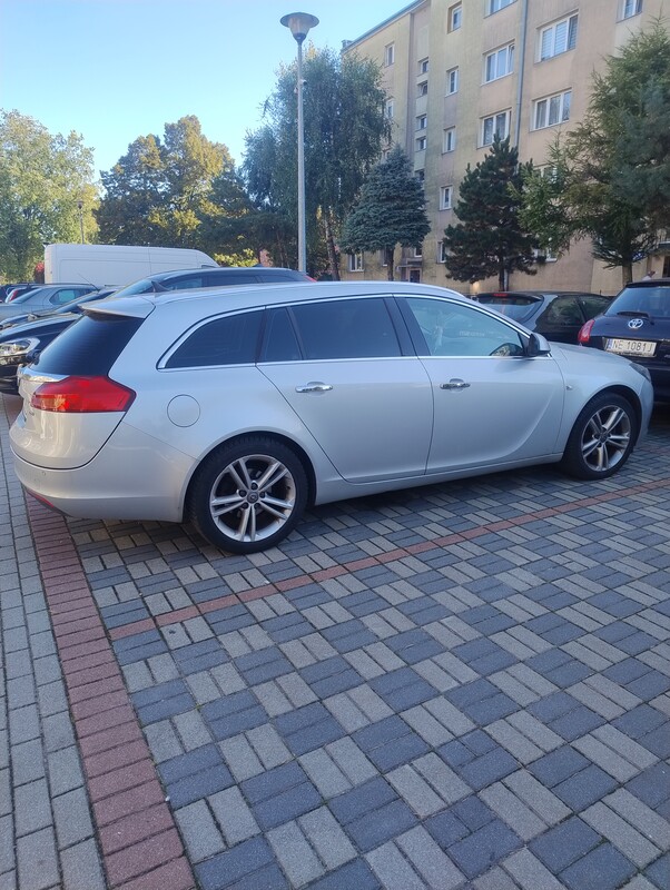 Elbląg Sprzedam samochód osobowy OPEL INSIGNIA SPORTS TOURER. Sprowadzony z Niemiec w 2020 roku gdzie był serwisowany