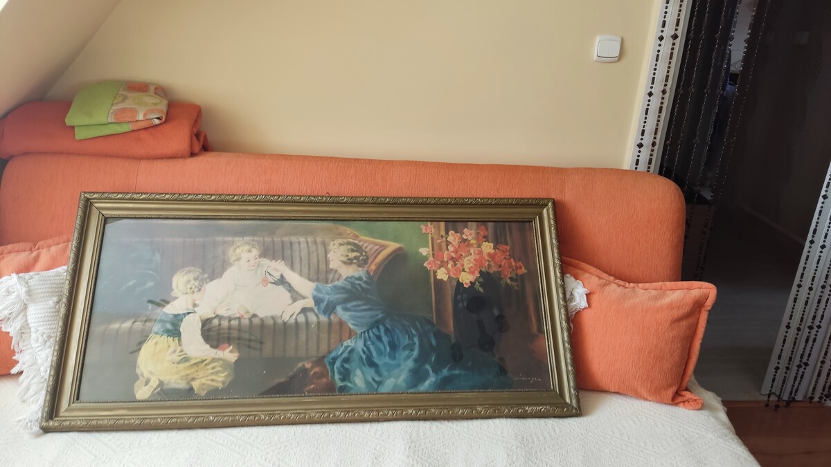 Elbląg Sprzedam stary, salonowy obraz mojej prababci. Obraz jest w złotej ramie, za szkłem. Wymiary długość 126 cm. ,