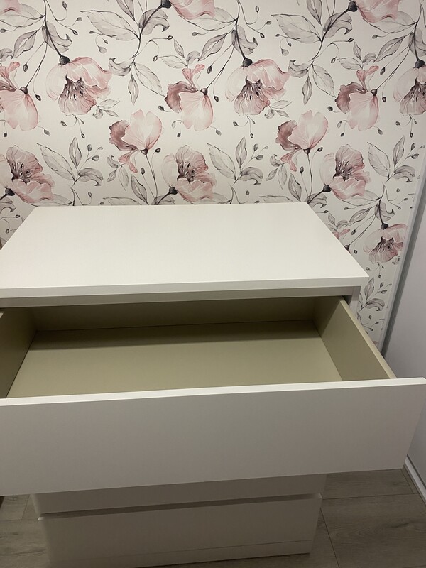 Elbląg Sprzedam komodę z Ikei w stanie idealnym