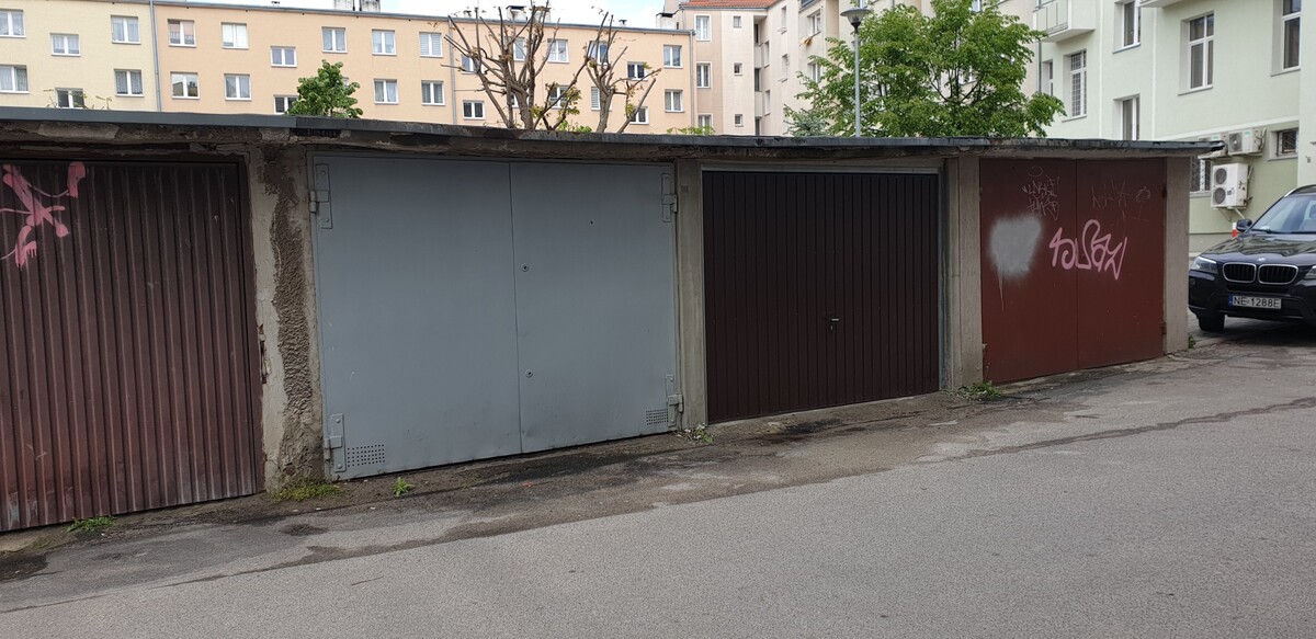 Elbląg Wynajmę garaż przy ul. Nitschmanna w Elblągu