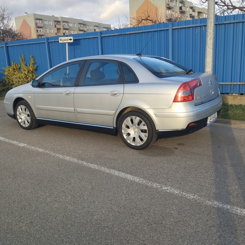 Elbląg Sprzedam Bogatą Wersję CITROENA C5 - Wersja - Srebrny Metalic. BENZYNA 2.0 Litra. Przebieg tylko - 143 tyś.