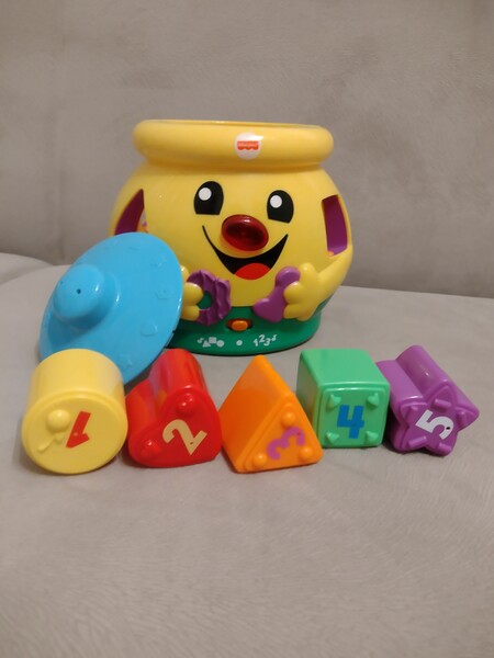 Elbląg Sprzedam Garnuszek na klocuszek firmy Fisher - Price. Zabawka w języku polskim, stan bardzo dobry - wręcz