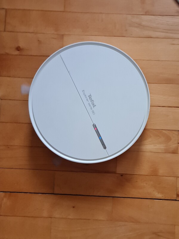 Elbląg Sprzedam robot sprzątający Tefal X-Plorer Serie 60 z dodatkowymi akcesoriami. Sprzęt sprawny, Posiada ślady