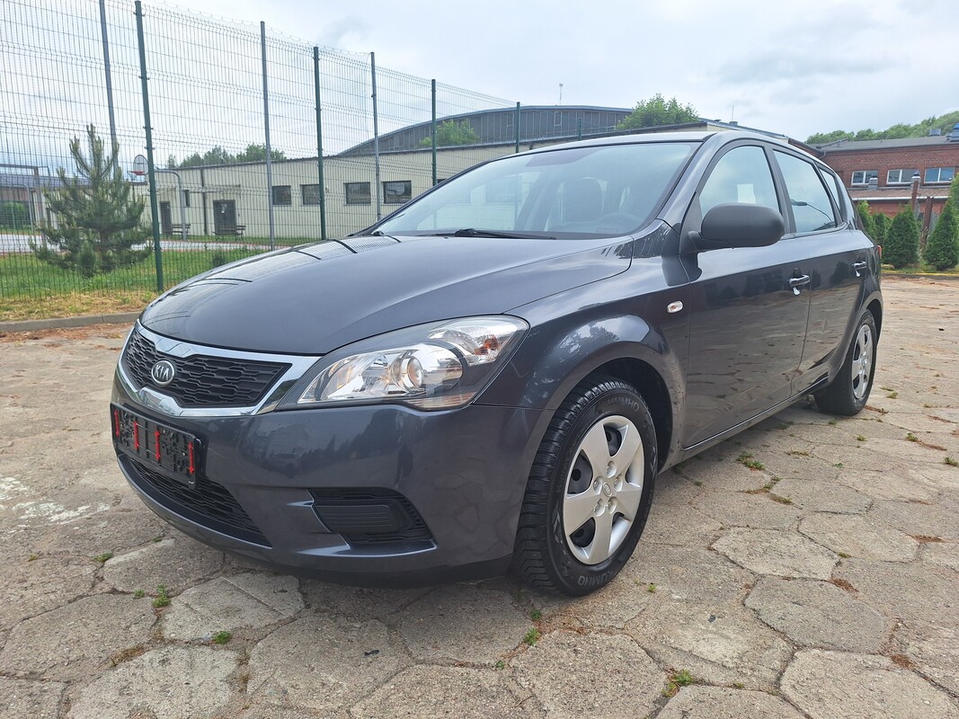 Elbląg Kia Ceed 1.4 CVVT 90 KM | Benzyna | Manual | Spirit |
Oferuję do sprzedaży Kia Ceed z 2011