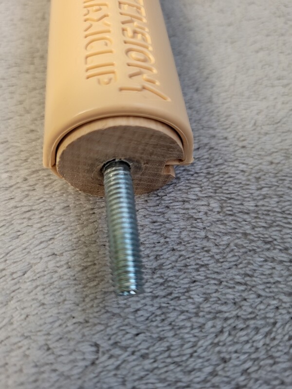 Elbląg Sprzedam duży stojak do haftu z ramą o wymiarach 91cm x 41cm. Stojak kupiony w sklepie Hobby studio. Stojak